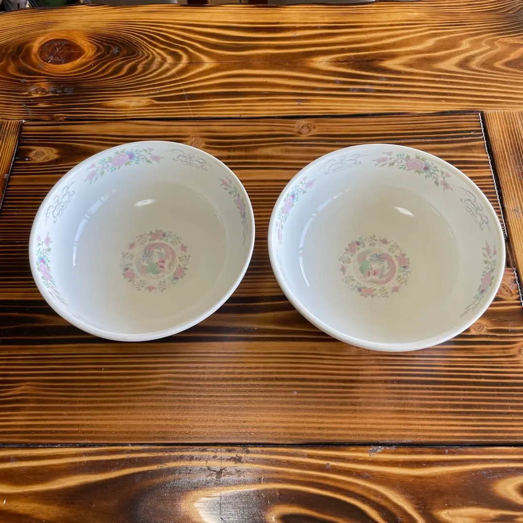 Thumbnail of Two soup bowls