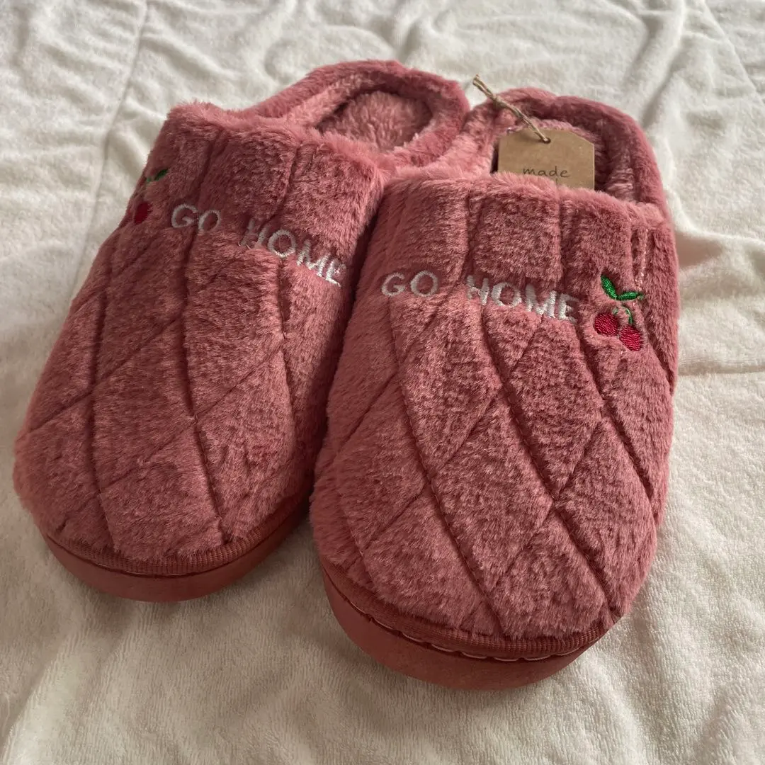 Thumbnail of Winter Slippers Room Shoes Pink Indoor Use Cherry Fluffy 27.0cm