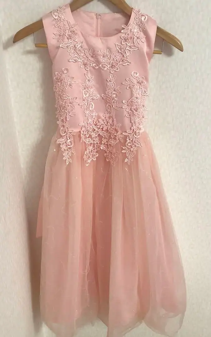 Thumbnail of Pink dress with ribbon