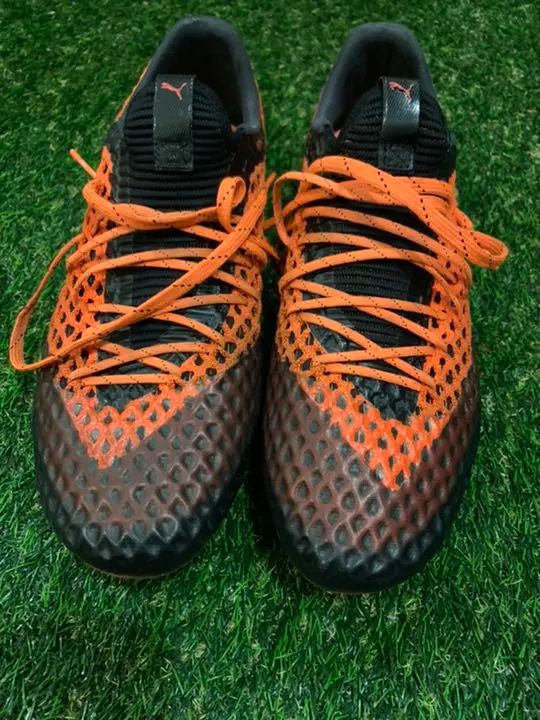 プーマ　サッカースパイク　フューチャー19.1 FG 26.5センチ PUMA プーマ フューチャー 19.1 NETFIT FG/AG(レッド×ブルー