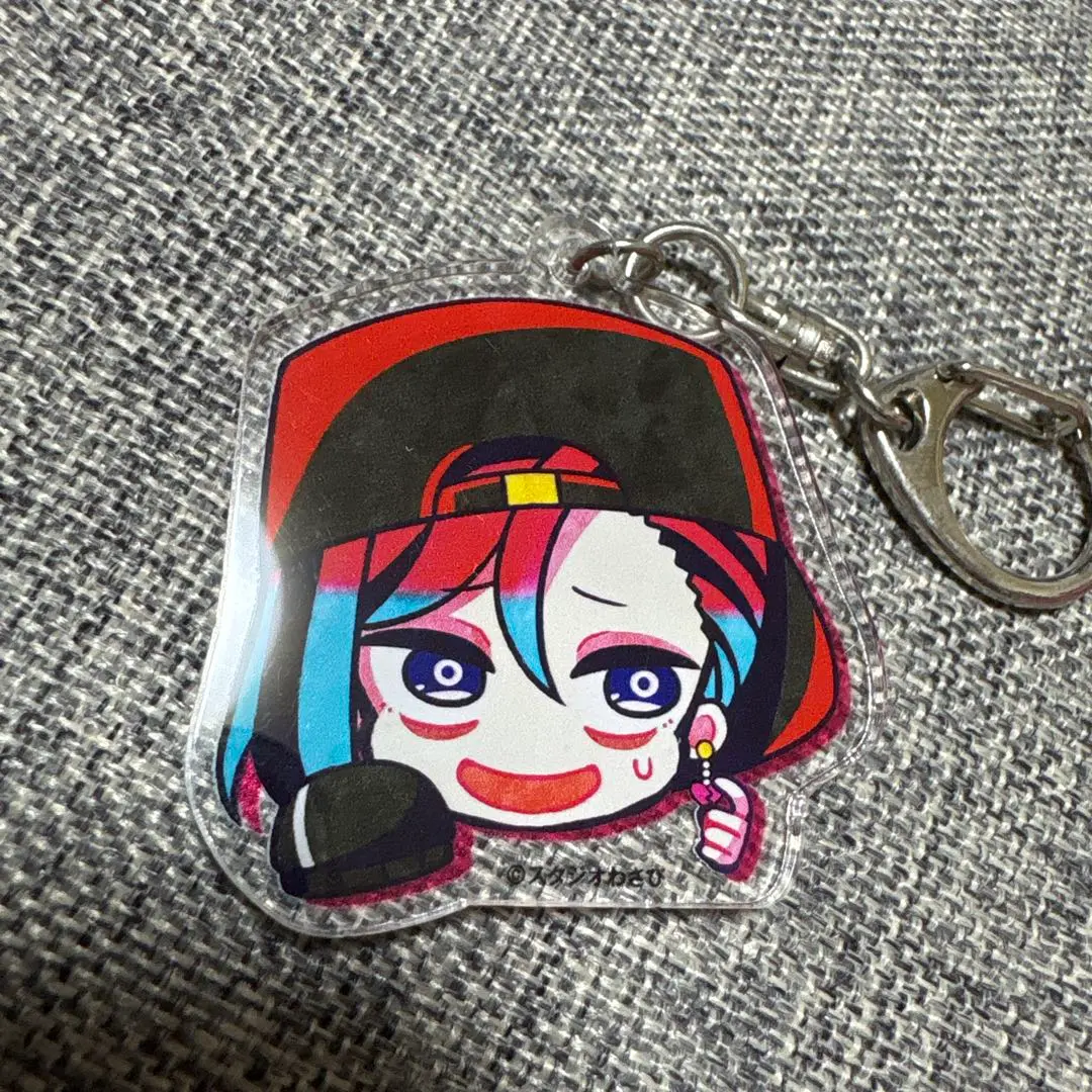 Thumbnail of Extremely Rare: Studio Wasabi Wolf Game x Gratte Acrylic Keyholder, Shirou