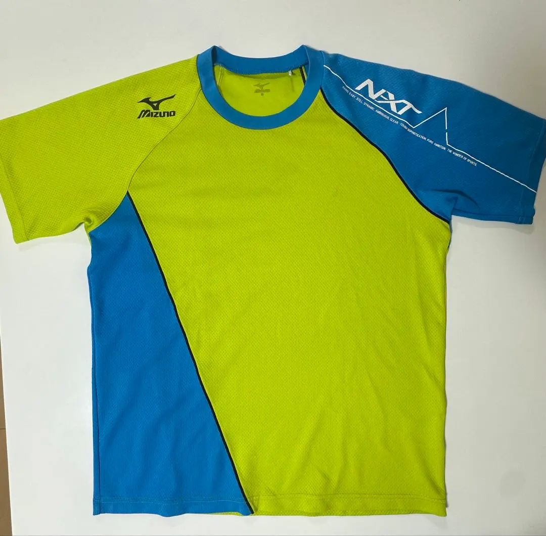 Thumbnail of Mizuno T-shirt, Size M