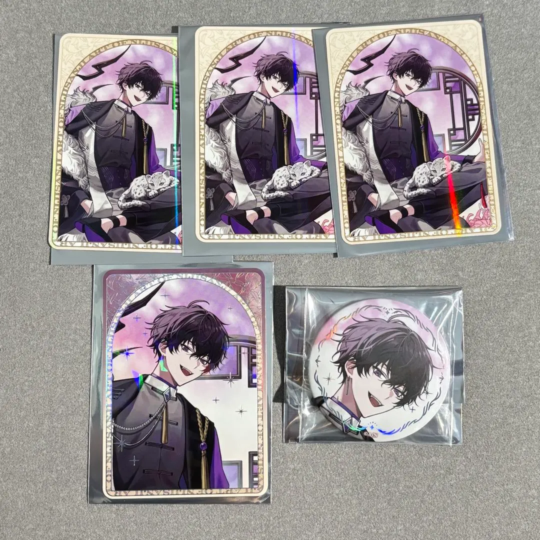 Thumbnail of ART OF NIJISANJI Random Collection Card & Can Badge