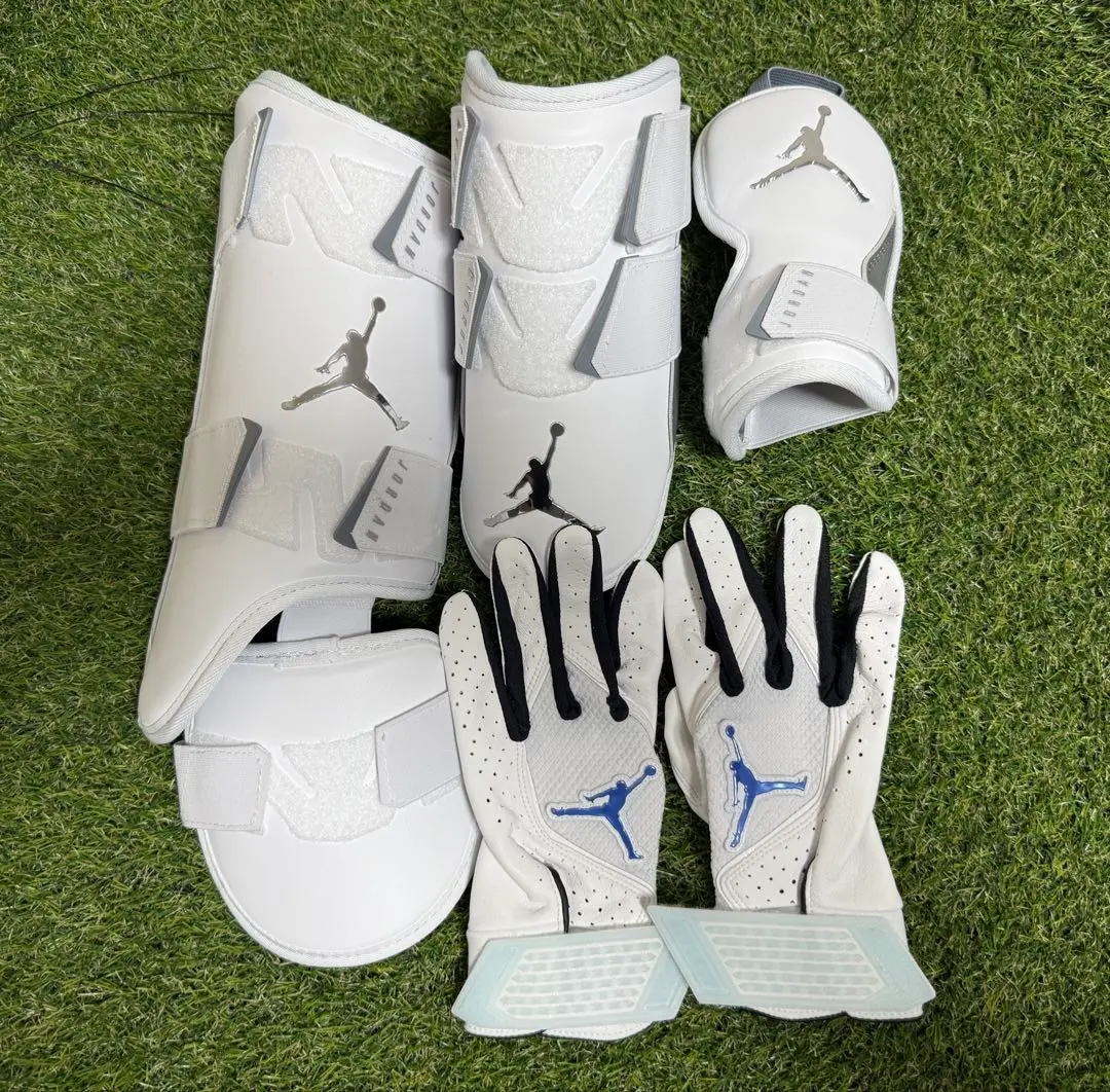 ジョーダン　野球　エルボガード　フットガード　両方付き ナイキ ジョーダン Nike Jordan ダブルストラップ エルボー