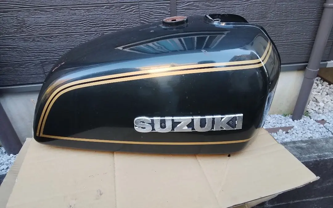 GT750B5黒タンク