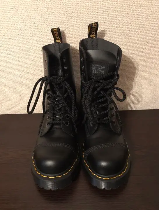 Dr. Marten's 8761z ドクターマーチン 2025年最新】ドクターマーチン dr.martens 8761の人気アイテム