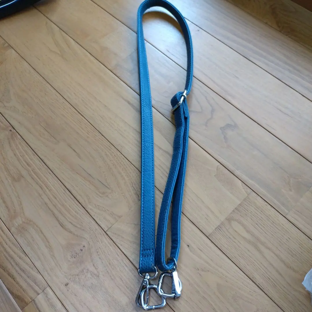 Thumbnail of Teal-colored synthetic leather shoulder strap