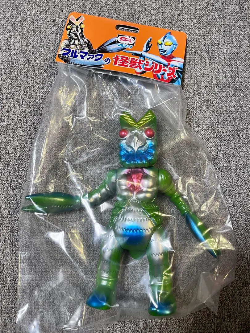 Thumbnail of Bullmark Kaiju Series (Showa Retro Color) Alien Baltan