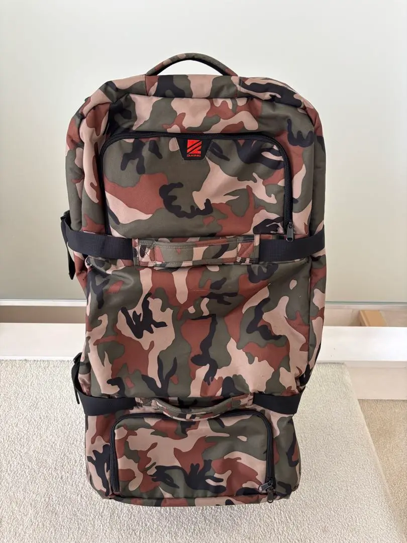 スーツケース DAKINE SPLIT ROLLER 65L カモ柄