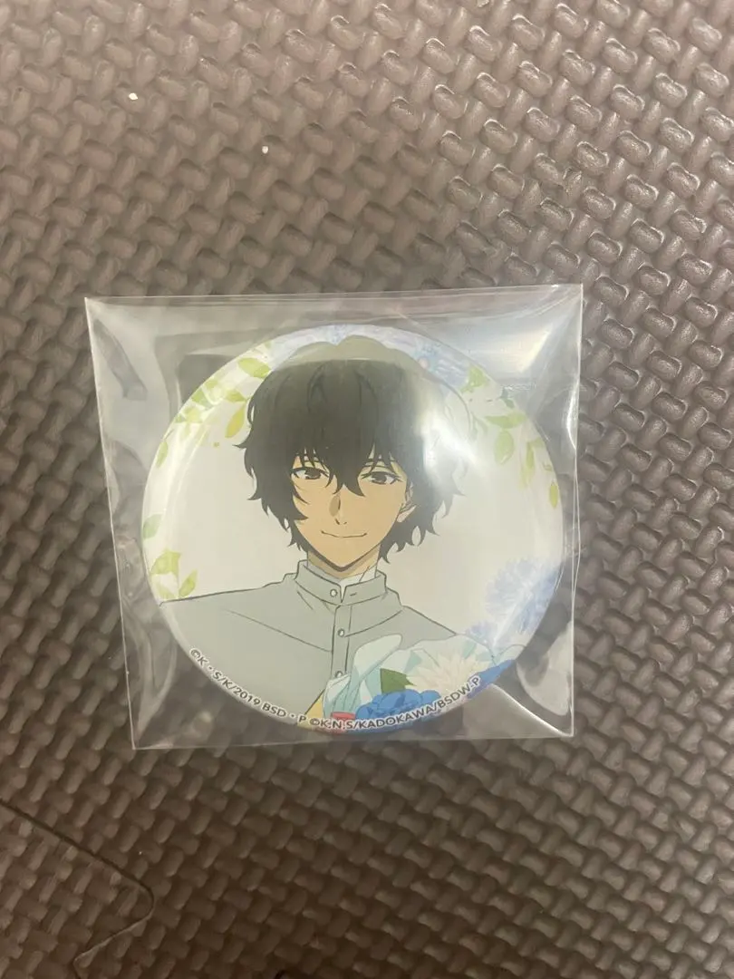 文豪Stray Dogs 太宰治 五週年 襟章 的縮圖