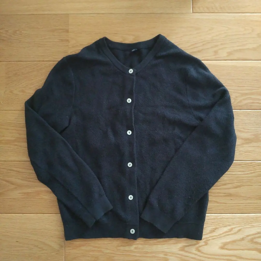 【已降價】深藍色 開襟毛衣 140 UNIQLO 的縮圖