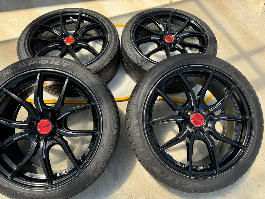 【かっつん】RAYS グラムライツ 57FXX タイヤセット 良好品】RAYS GRAM LIGHTS 57FXX 17in 7J +28 PCD100 ミシュラン