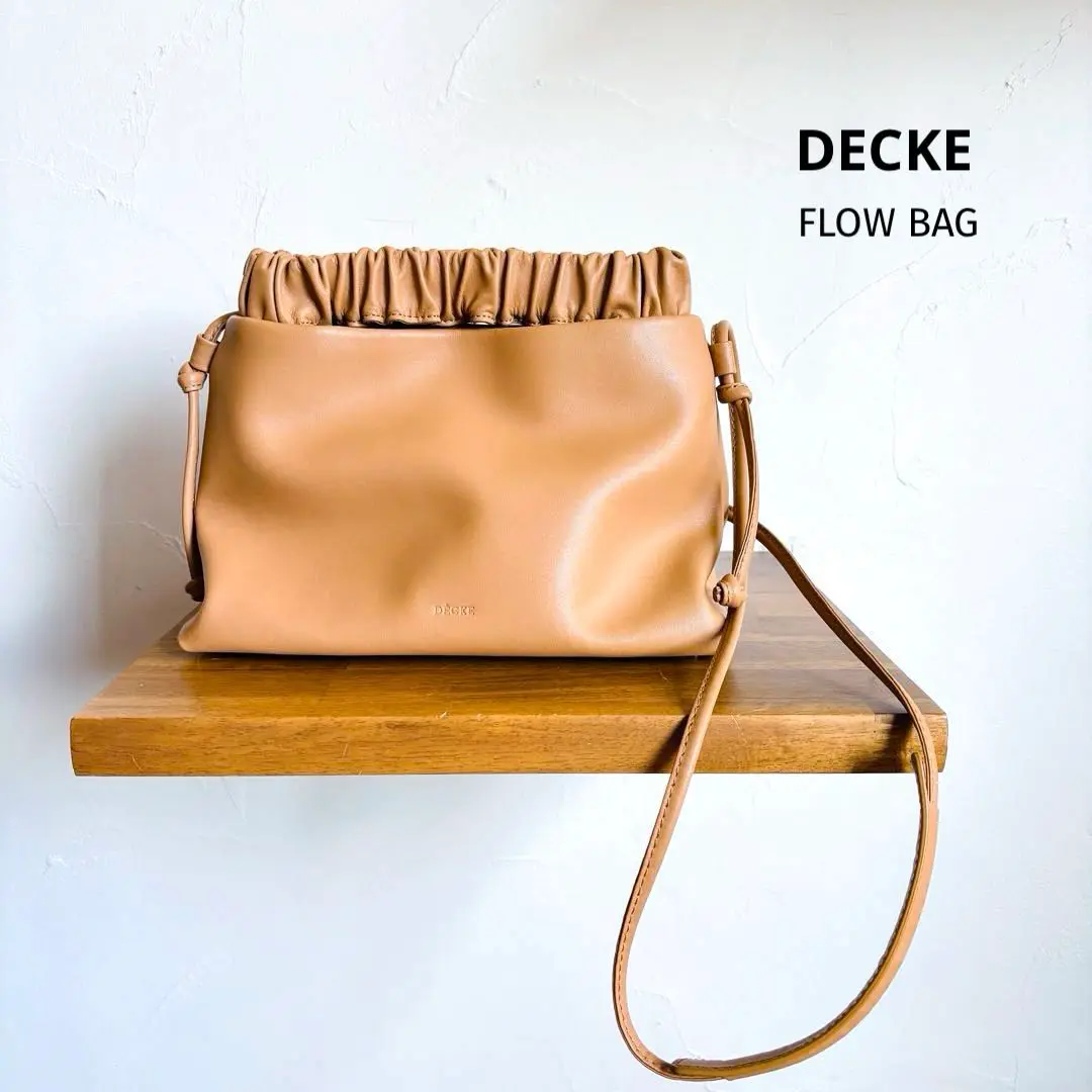 デッケ DECKE ショルダーバッグ レザー ハンドバッグ クラッチ 鞄 美品 DECKE(デッケ) バッグ・カバン(レディース) - 海外通販のBUYMA
