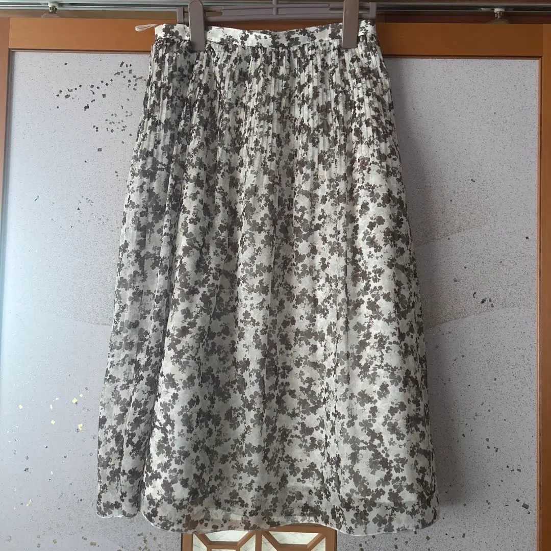 自由區花紋百褶喇叭裙 38 碼 的縮圖