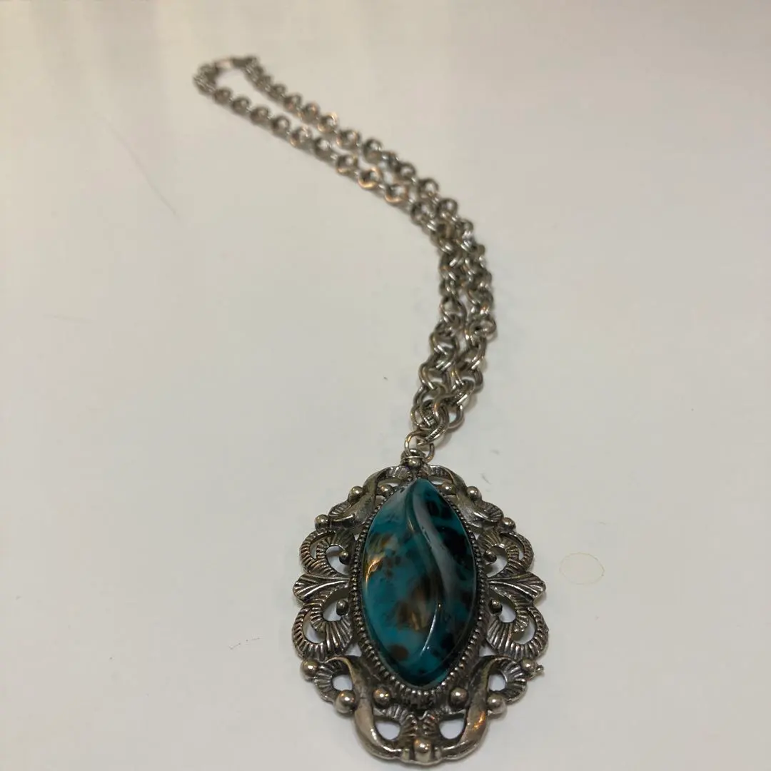 Thumbnail of Pendant, antique, classic, 38cm, deep green