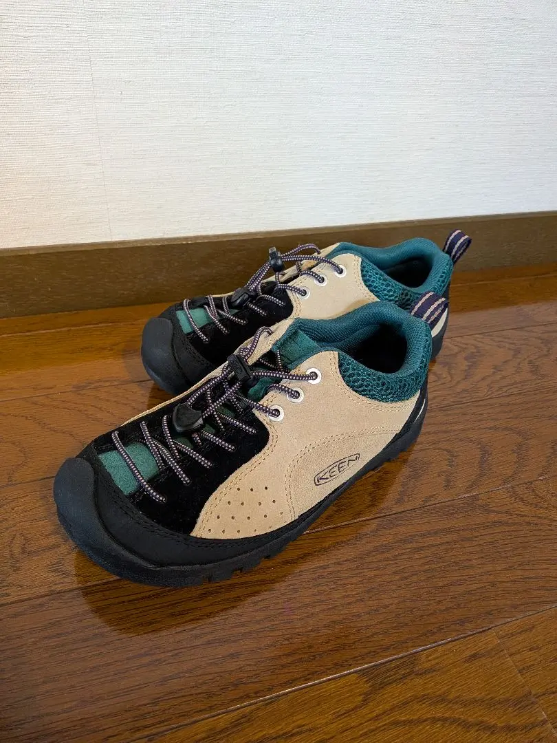 Thumbnail of KEEN Outdoor Shoes Beige/Black/Green