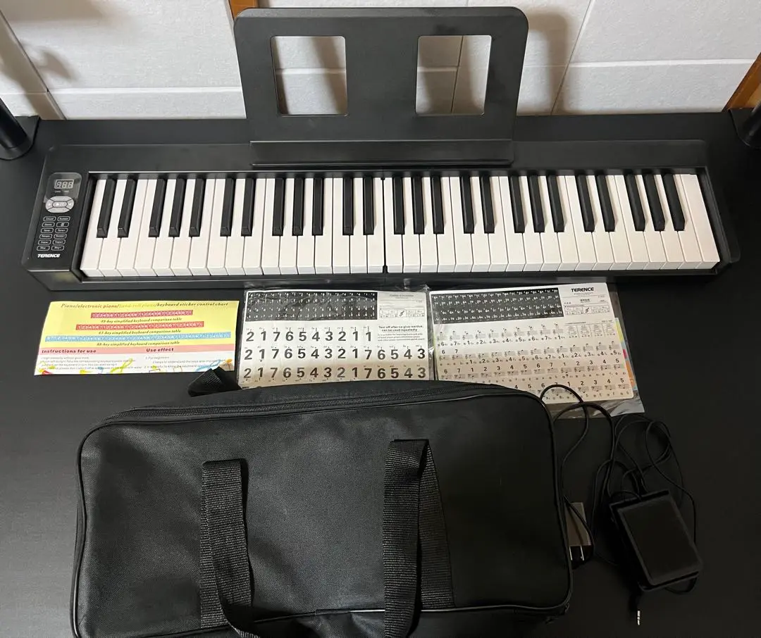 ▲美品 TERENCE 電子ピアノ 61鍵タッチレスポンス鍵盤 未開封スタンド Amazon | TERENCE 電子ピアノ 折り畳み タッチレスポンス61鍵盤