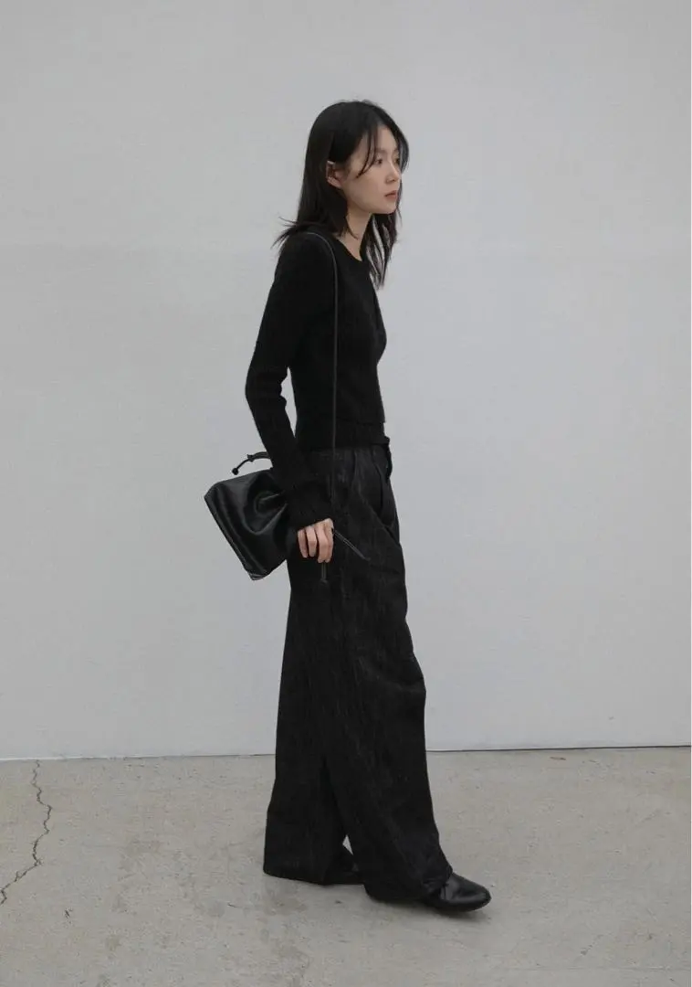 Thumbnail of OHOTORO curve tucked jeans denim Short S