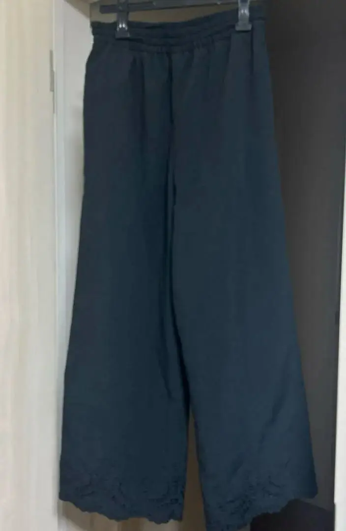 Thumbnail of BEAMS HEART Black Wide Pants