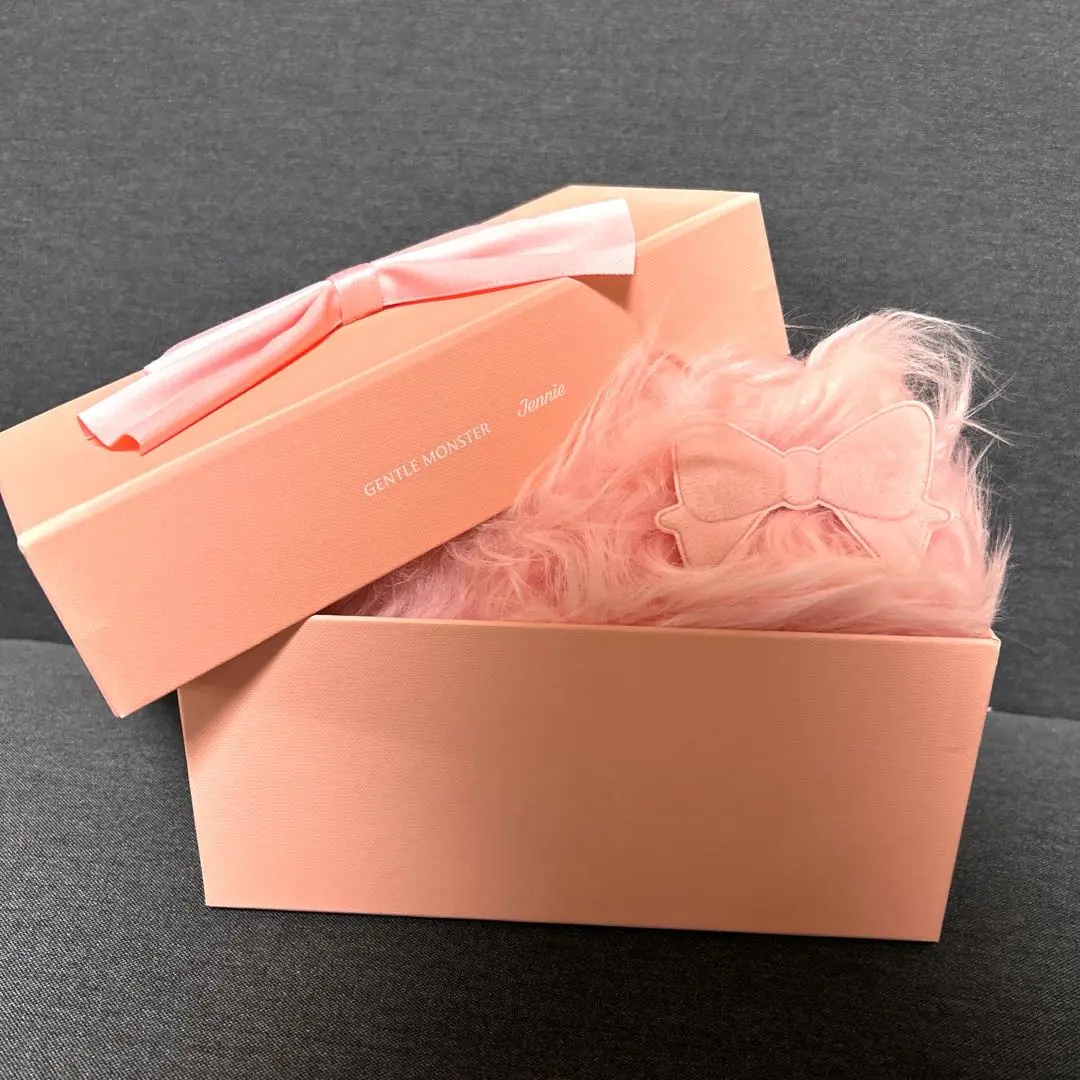ジェントルモンスター×ジェニ 空箱のみ 袋付き - メルカリ
