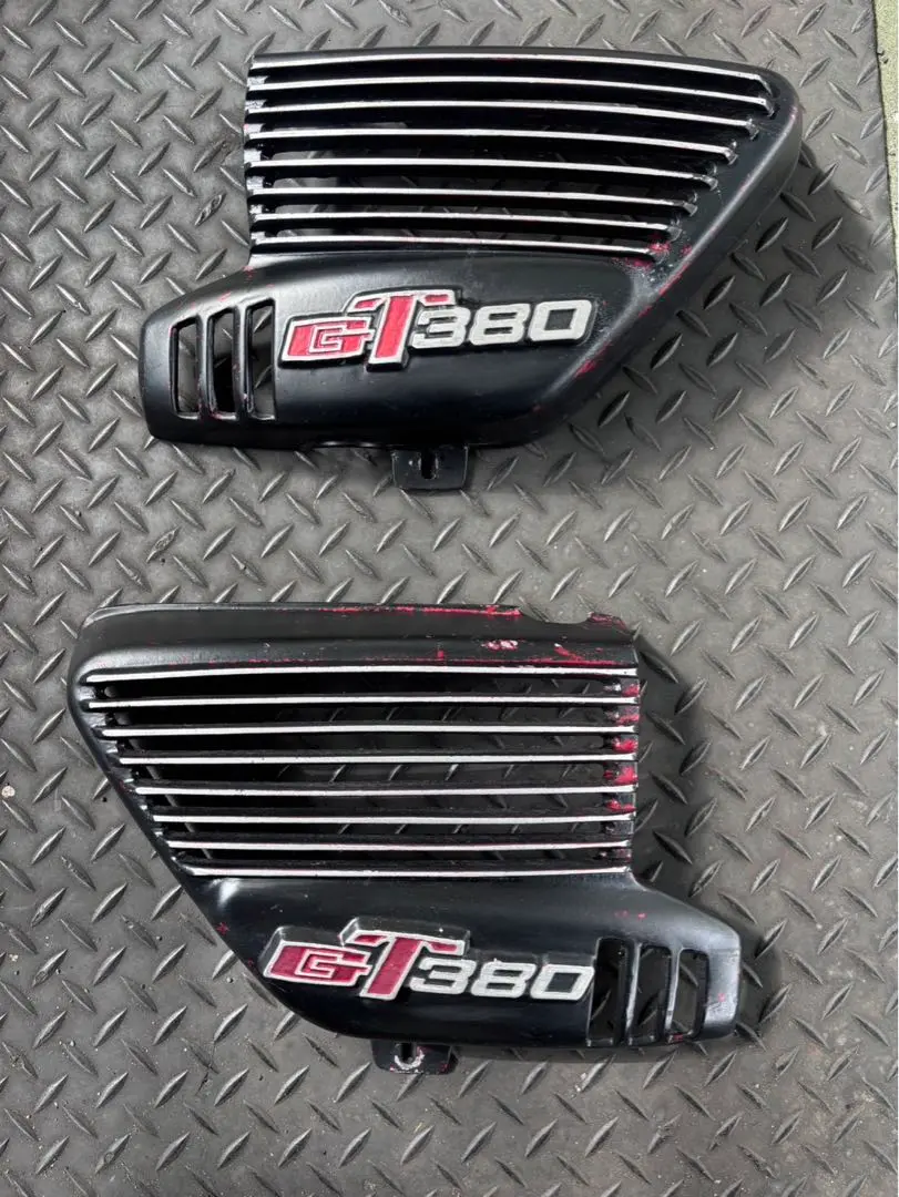最終値下げ‼️gt380タンクサイドカバーセット gt380タンクサイドカバーセット