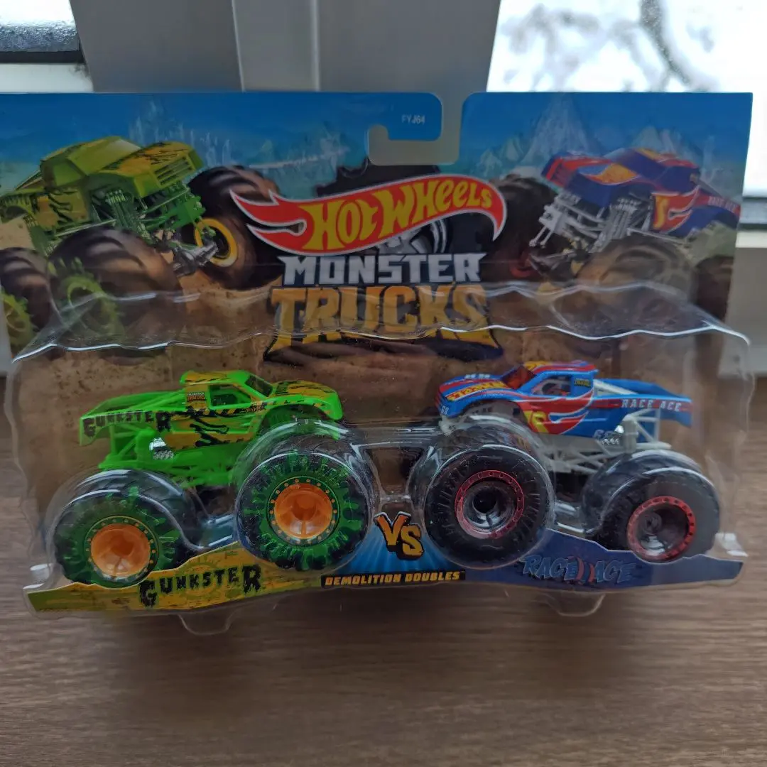 ホットウィール　モンスタートラック　ゴールド　カラー　3個セット　レースエース他 ホットウィール モンスタートラック ゴールド カラー 3個セット