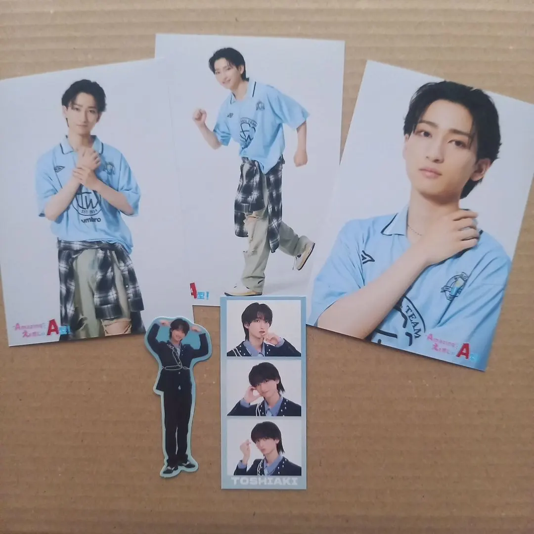Thumbnail of Shunpei Tsutsui (EBiDAN ICEx) Photo Set & Sticker
