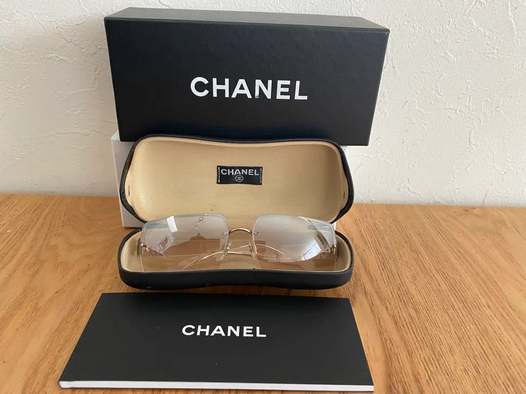 CHANEL サングラス ホワイト 4107-B ハーフ リムレス グレー 楽天市場】CHANEL 【シャネル】 4107-B サングラス グレー