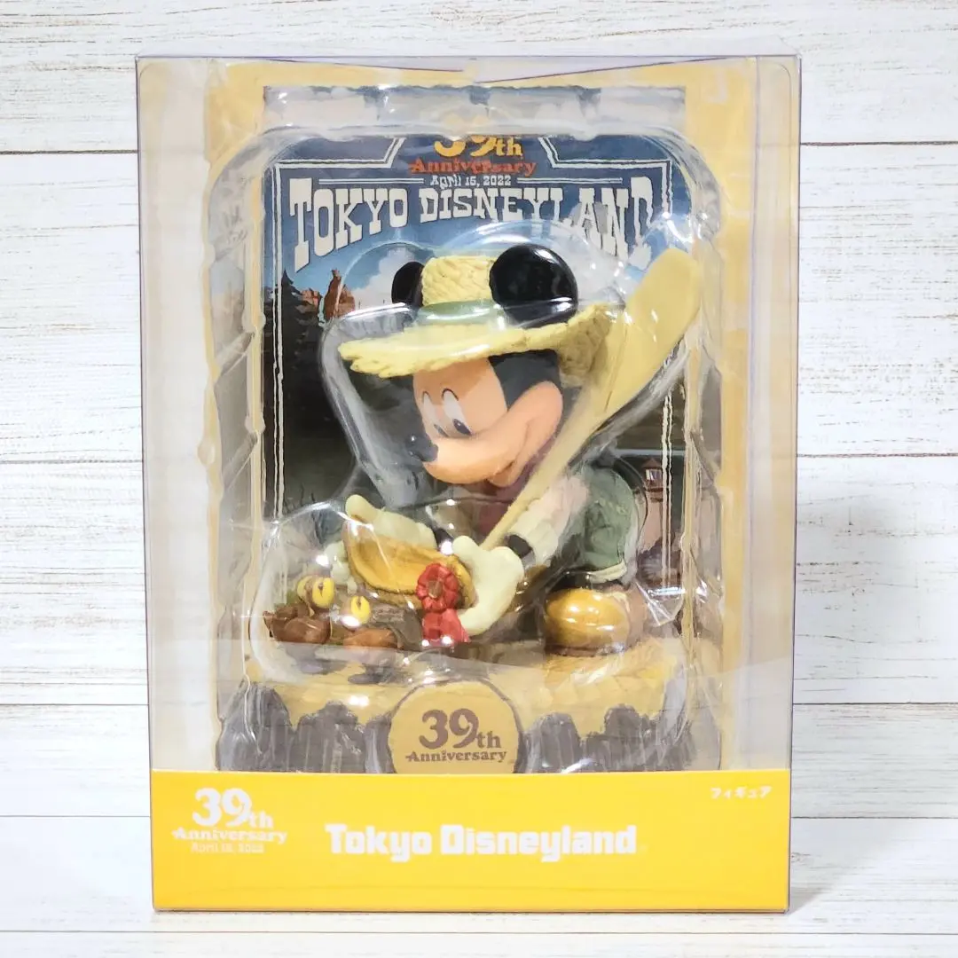 Disney - ディズニーランド　39周年グッズ　ポストカード　フィギュア　2点セット 2025年最新】ディズニーランド 39周年 ポストカードの人気