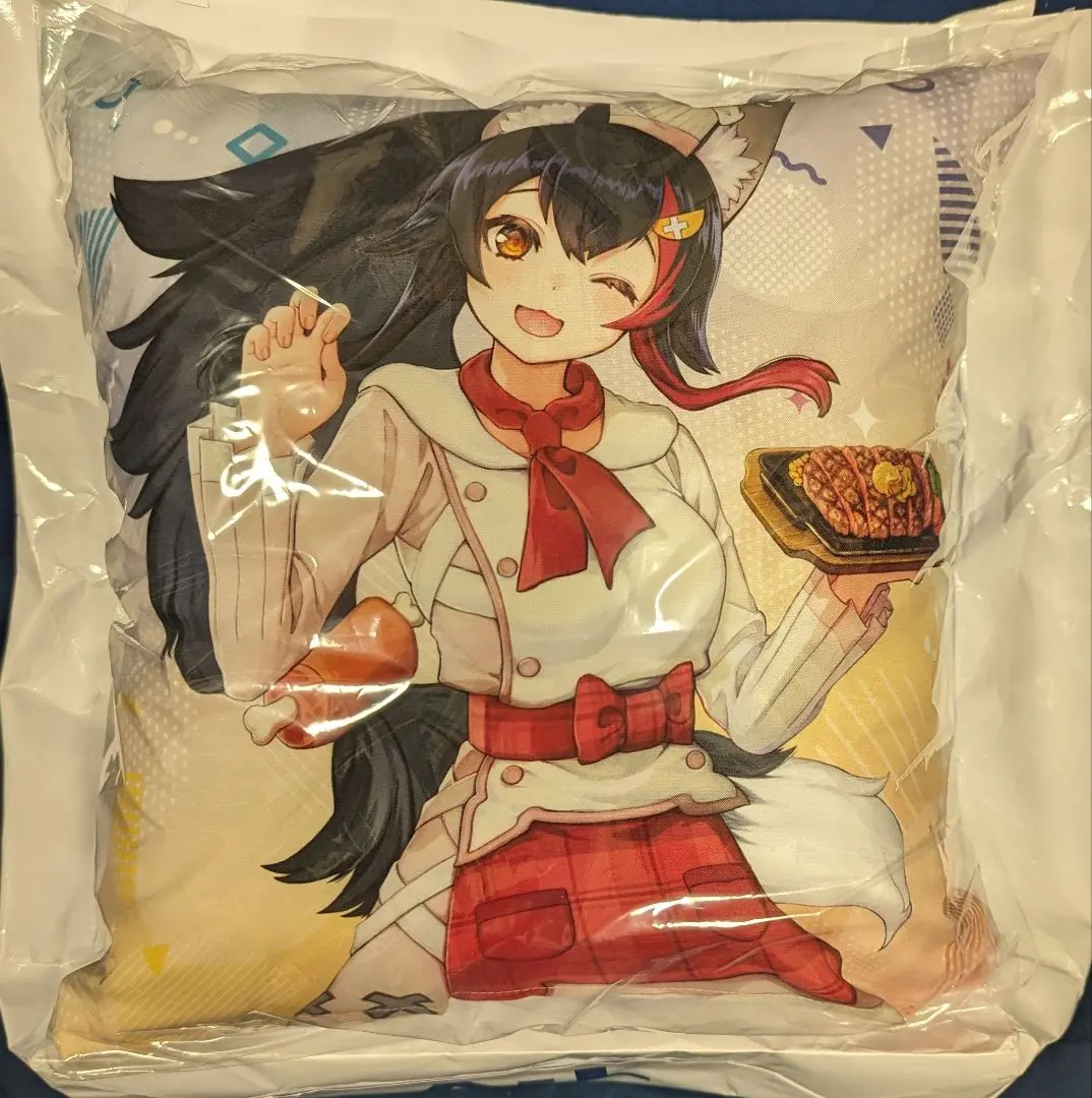 【非売品】いきなりステーキ コラボ限定クッション 赤見かるび わいわい いきなり！ステーキが“Crazy Raccoon”とコラボ。赤見かるび、お