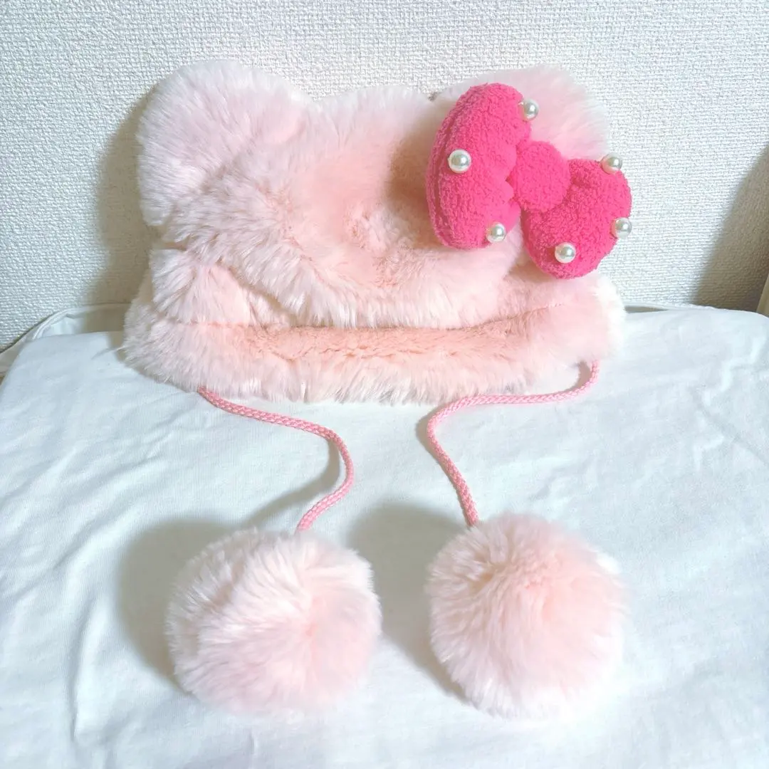 Thumbnail of USJ/Universal Studios Japan, Hello Kitty, fan cap, fur