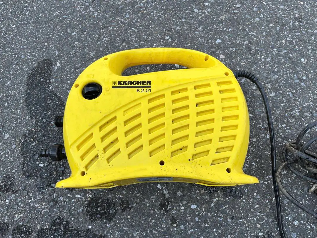 ★大人気★ 一家に一台！付属品完備　ケルヒャー K2.01 50/60Hz共用 Amazon | ケルヒャー(KARCHER) 高圧洗浄機 K2 ホームキット