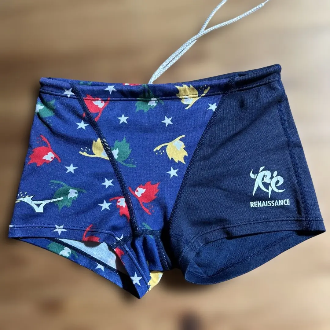 文藝復興男童泳衣 XS 尺寸 的縮圖