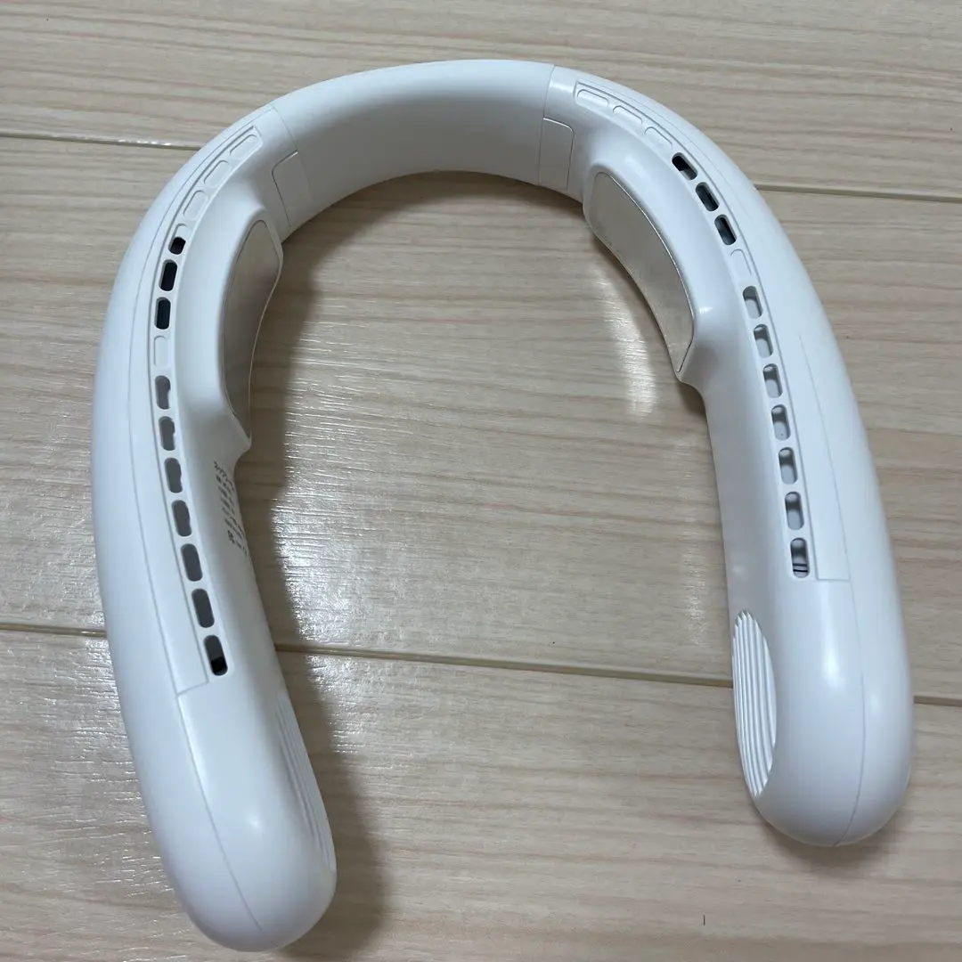 Thumbnail of White Neck Cooler U-shaped Cooling Function