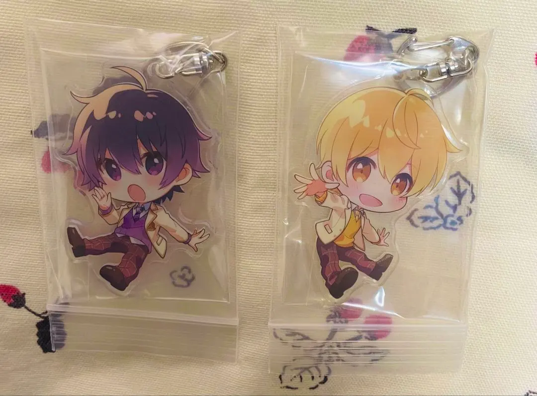 Thumbnail of Root, Nanomori, Sutoneku Acrylic Keychains Set