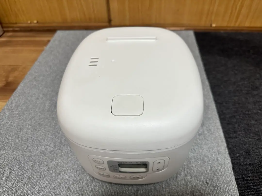 Amazon | 無印良品 しゃもじ置き付き炊飯器 3合 白 幅20.8×奥行