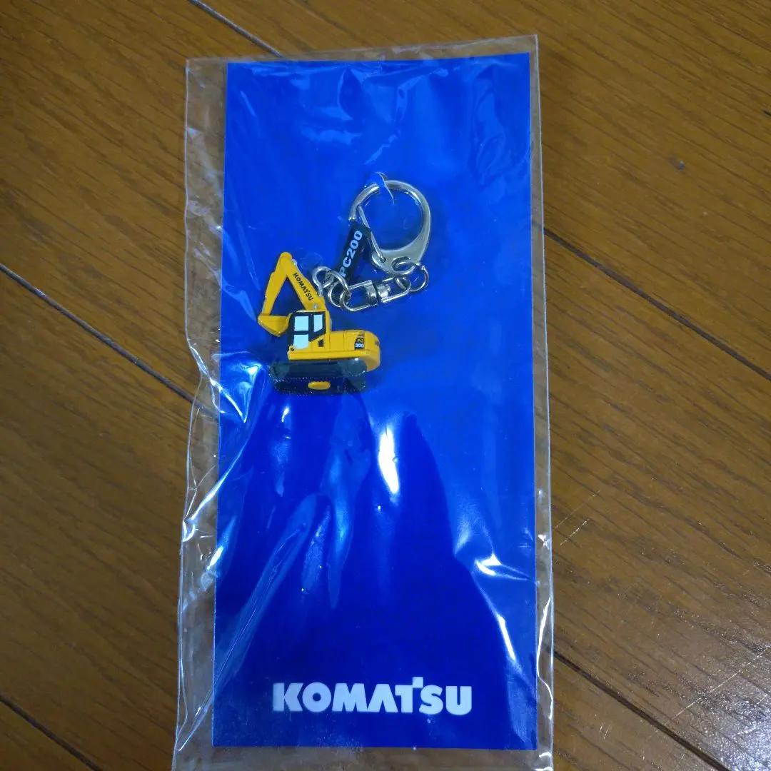 コマツのタイヤショベルとチョロQ、キーホルダーセット！（激