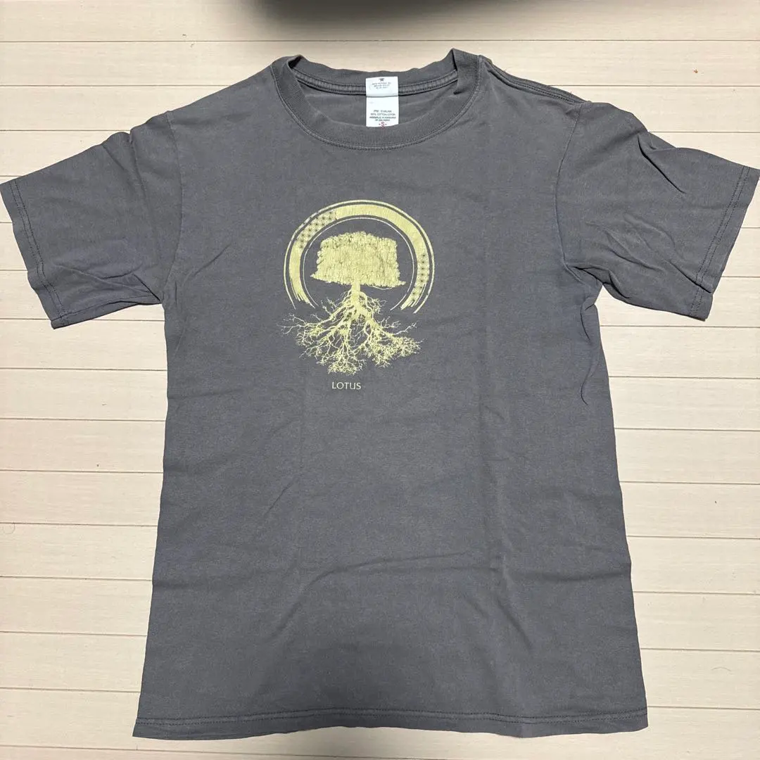 Thumbnail of Lotus band T-shirt