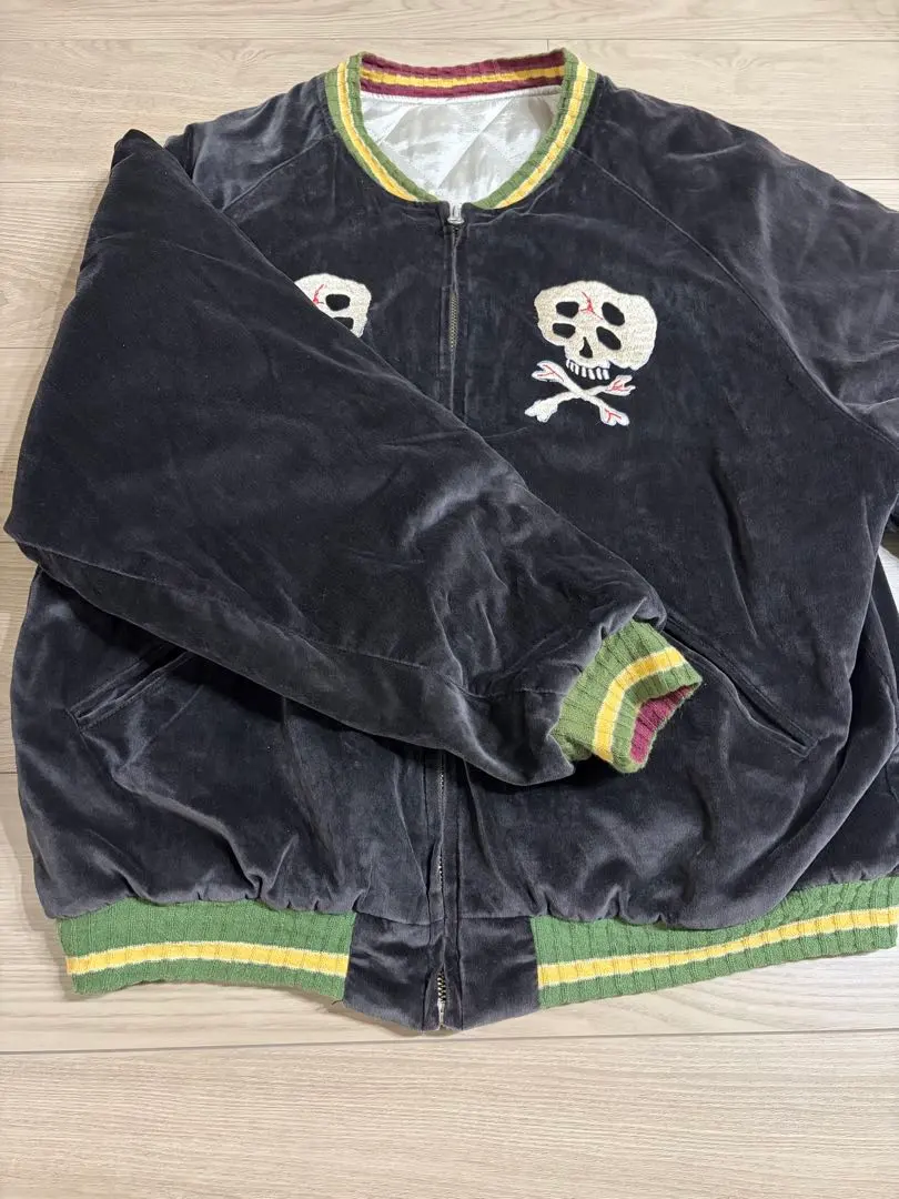 KAPITAL ボーン(骨)スタジャン クリーム/ブラック KAPITAL ボーン(骨)スタジャン クリーム/ブラック 2025年最新