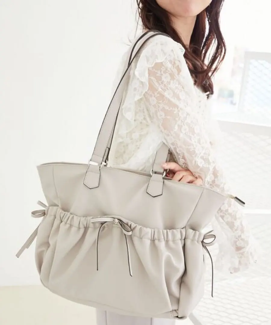 Thumbnail of MAJESTIC LEGON Gather Ribbon Tote Bag