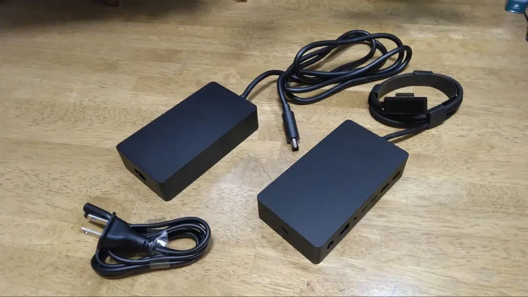 【新品未開封】マイクロソフトsurface ドック2 SVS-00013 新品・未開封】Surface Dock 2 ドック 2 SVS-00013