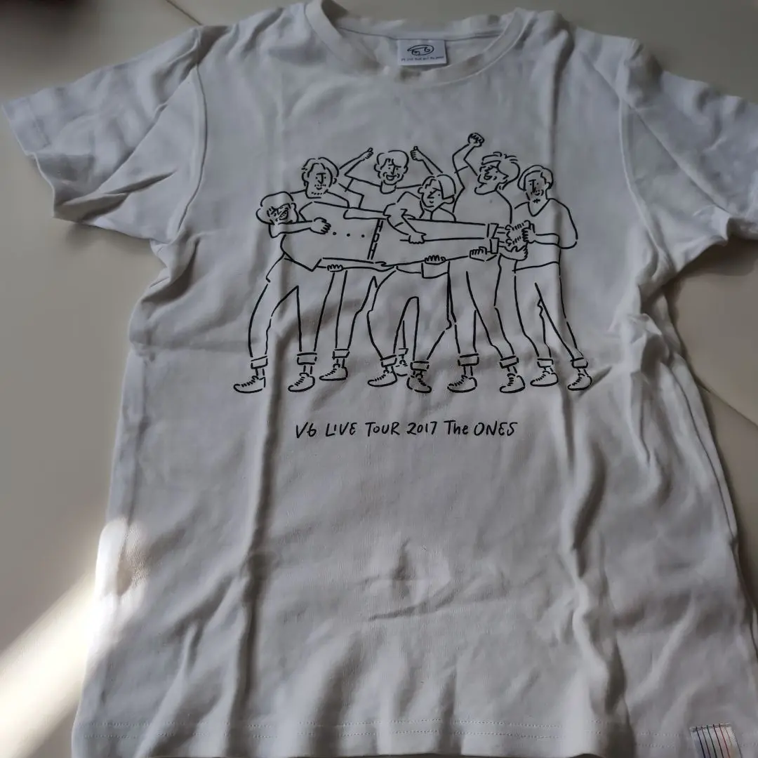 2025年最新】v6 the ones tシャツの人気アイテム - メルカリ