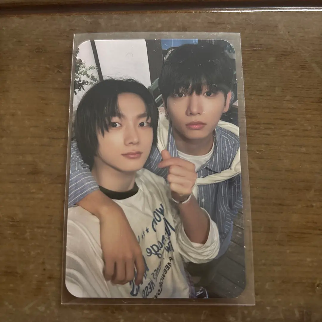 Thumbnail of BOYNEXTDOOR Bonedo and trading cards: Sungho, Jaehyun