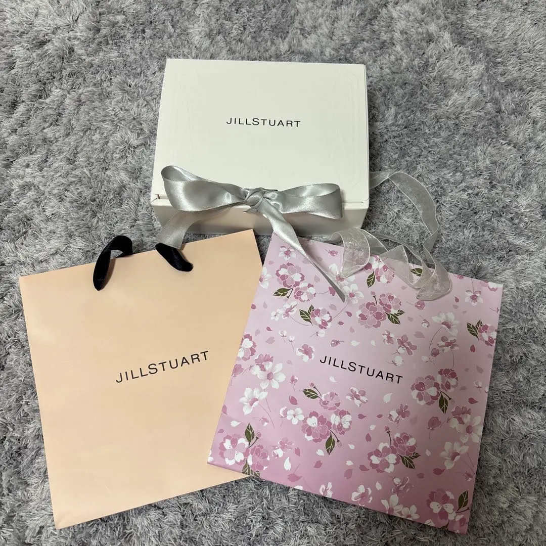 Thumbnail of JILL STUART Gift Bag 3-Piece Set