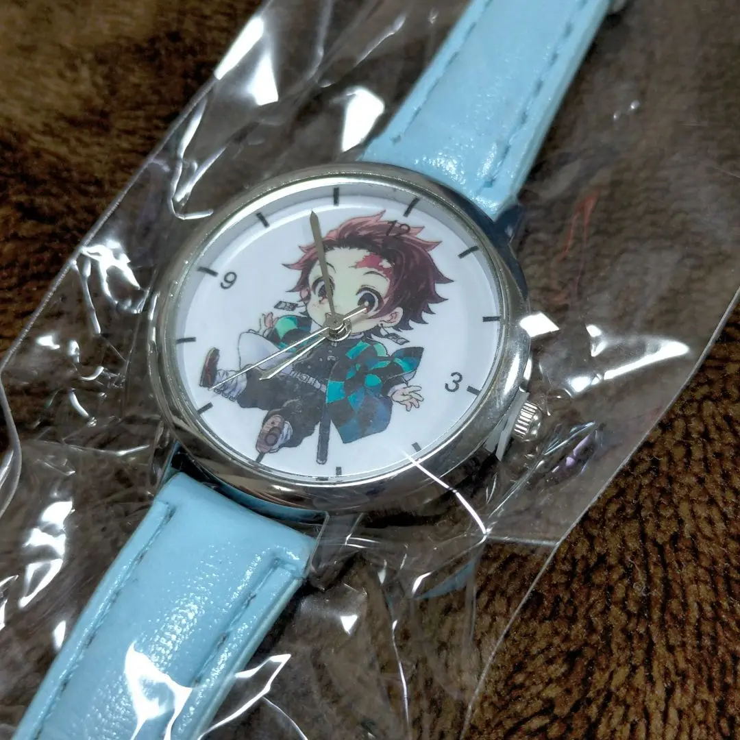 新品　USJ　鬼滅の刃　 腕時計　竈門 炭治郎　グッズ　ユニバ
ユニバ 新品・保証書付き】炭治郎 腕時計 USJ限定 ユニバお土産 鬼滅の