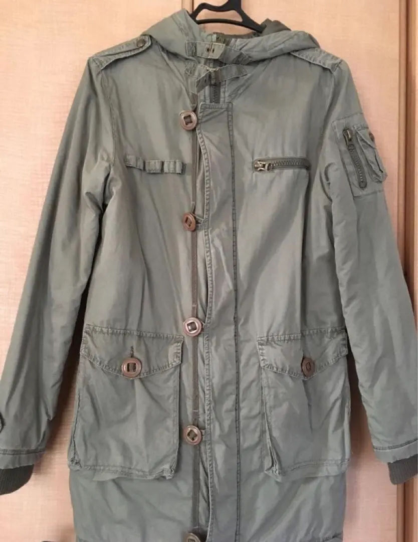 tribe橄欖綠 男女通用軍裝外套 連帽 的縮圖