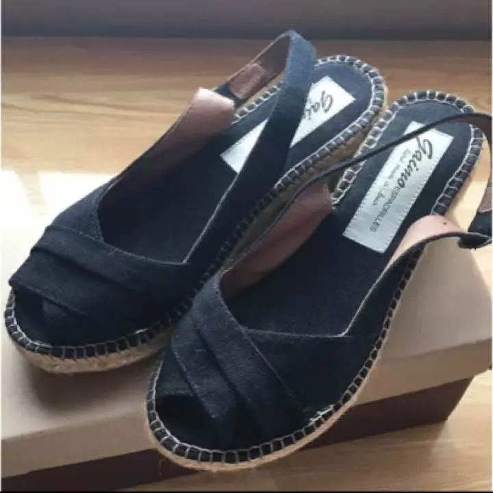 Thumbnail of Gaimo sandals