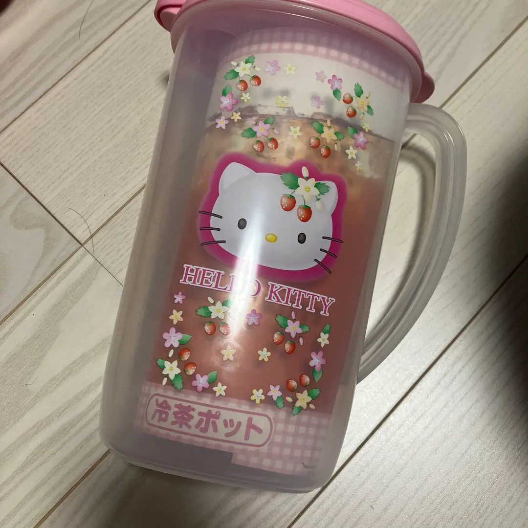 Thumbnail of Retro Kitty Strawberry Cherry Pot