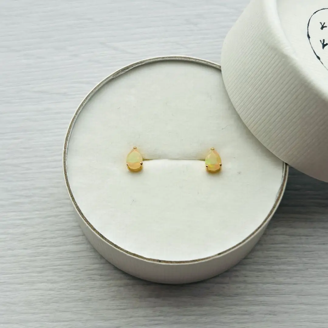 オパール ピアス キュイキュイ cui-cui エチオピアオパール 一粒 美品 cui-cui / キュイキュイ / ジュエリー＆アクセサリー / オパール