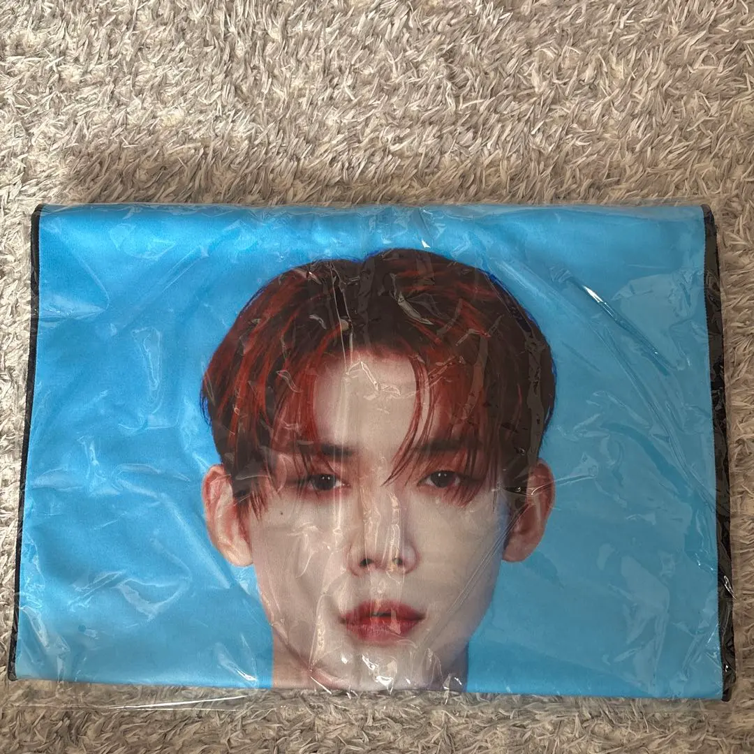 Thumbnail of TXT BIG PHOTO Towel Yeonjun New Unopened